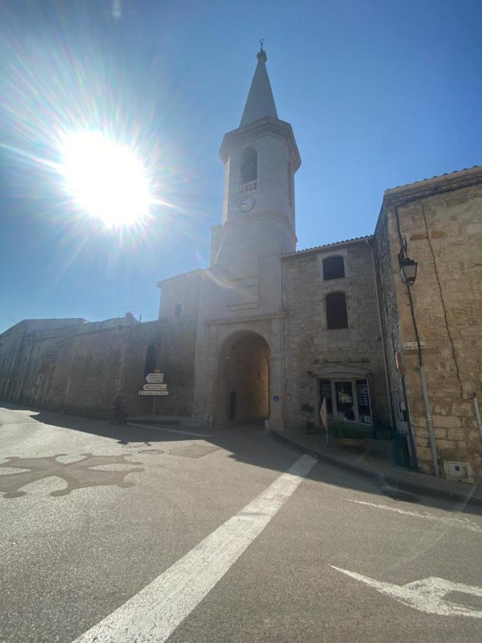 Le Studio En Provence Saint Didier  Bagian luar foto